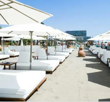Piso Playa Apartment *